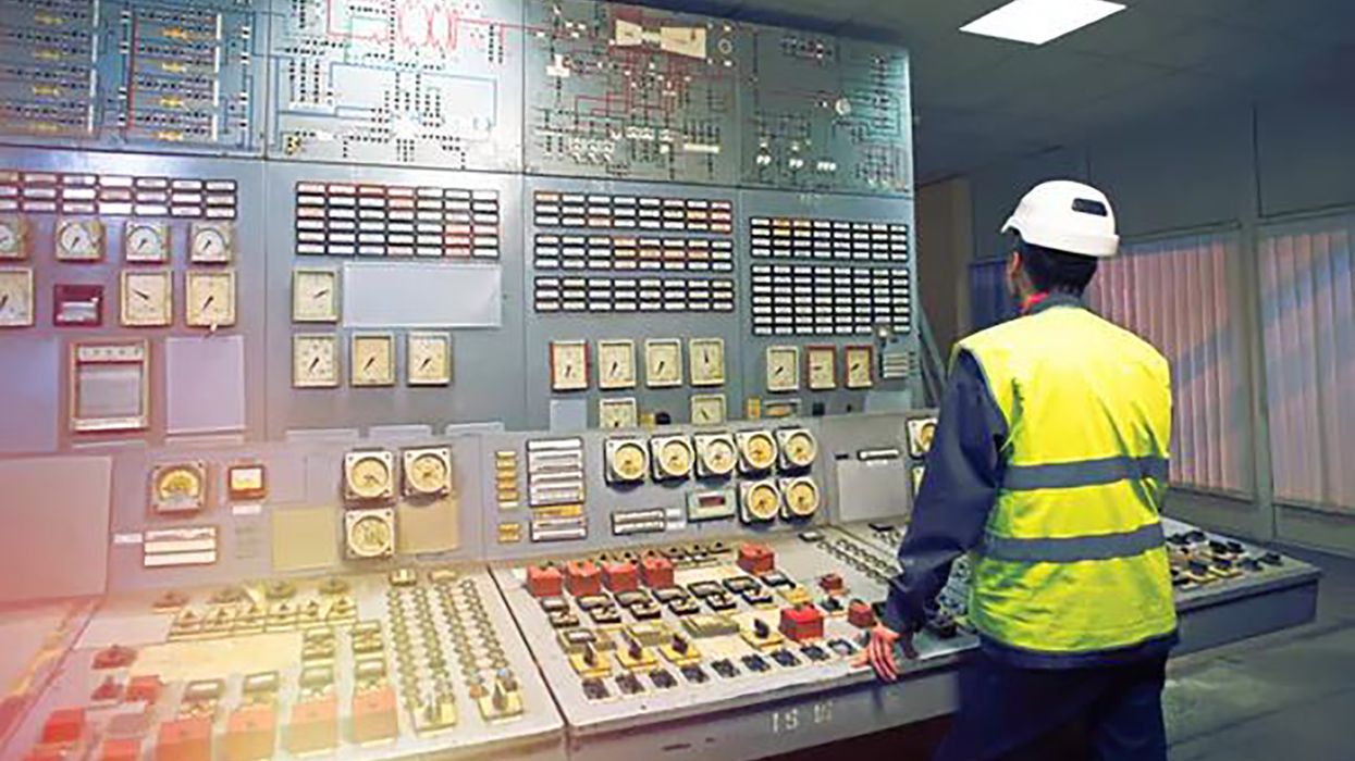 Maryland couple pleads guilty to selling a foreign power nuclear secrets hidden in a sandwich: report