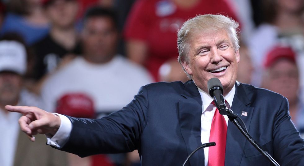 Psychiatrist warns Trump may be 'at significant risk for deteriorating into full-blown psychosis'