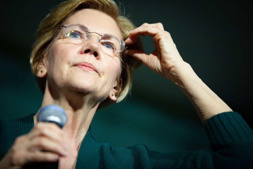Elizabeth Warren asks why the Justice Department went easy on big banks