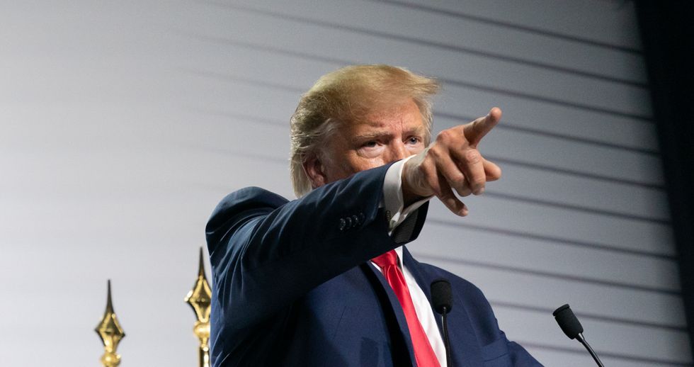 Yale psychiatrist traces Trump’s Fox feud back to a simplistic way of thinking that most people grow out of