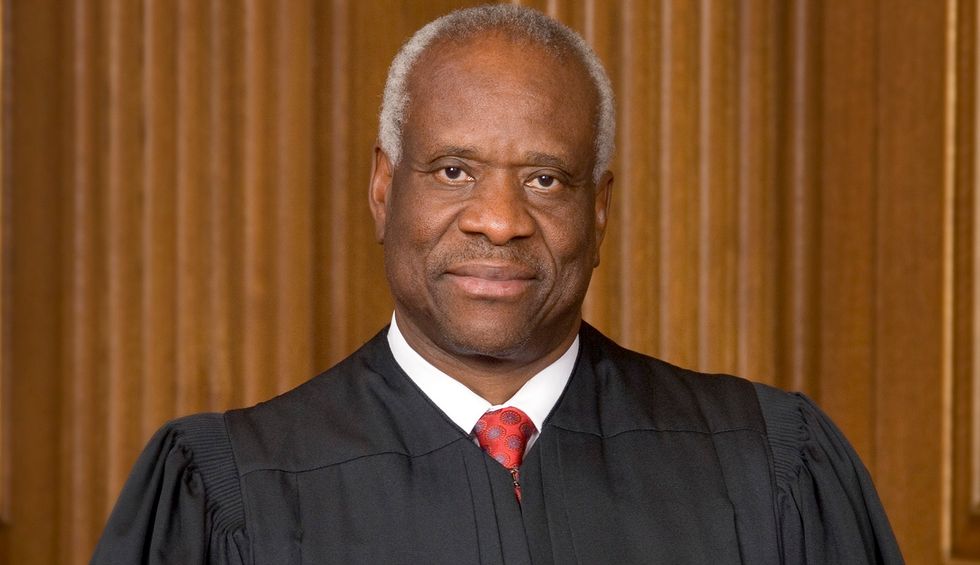 Trump’s team waiting for Clarence Thomas to drop a bomb on 2020 election: Washington Post reporter