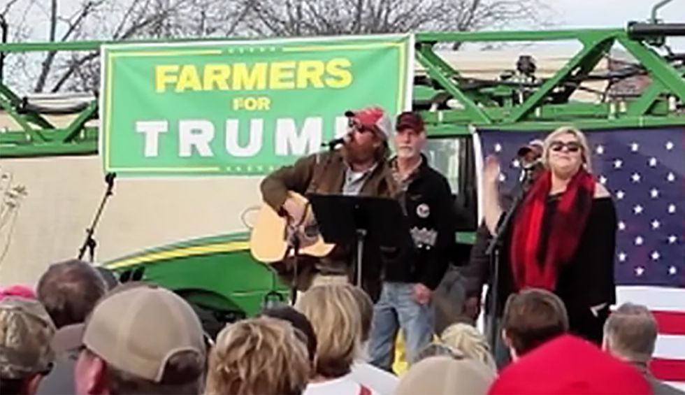 Trump administration uses pandemic to cover for loosening crop poison regulation