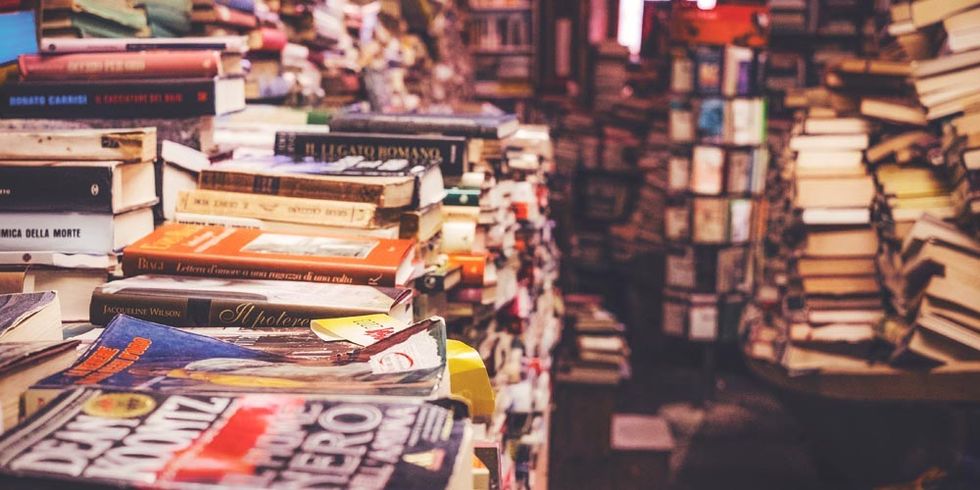 Complete your book list and absorb information faster with these speed reading techniques