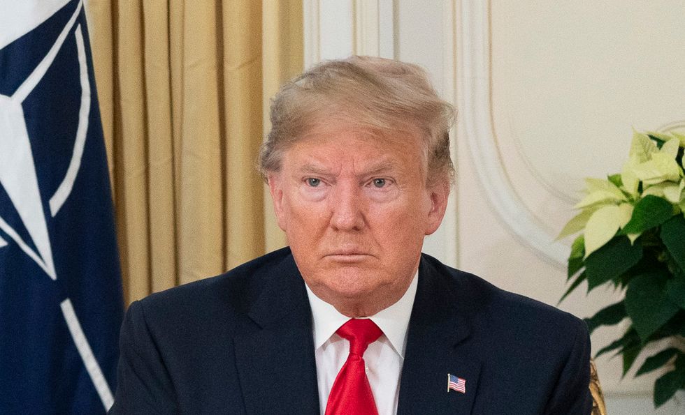 Yale psychiatrist: There's a madman in the White House