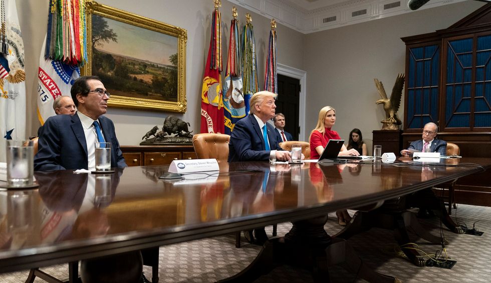 Trump's White House lifted 3,600 masks from the national stockpile for their own use