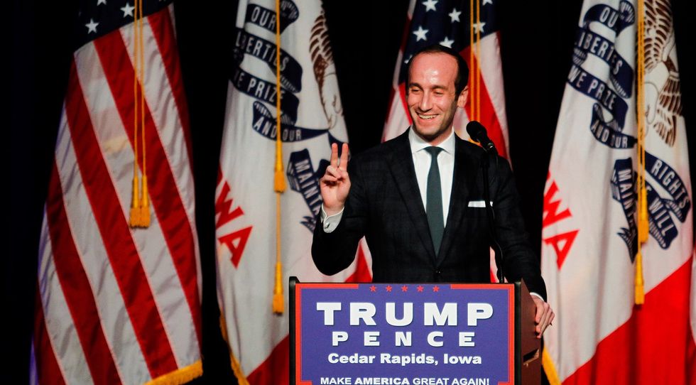 Inside the bizarre crafting of Trump's 'ridiculous' letter to Pelosi — which left White House lawyers in the dark