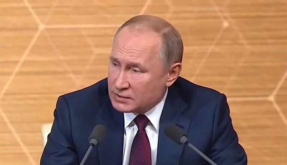 'The million-dollar question': Finance editor breaks down DOJ's bizarre abandonment of a Russian money laundering case against Deutsche bank
