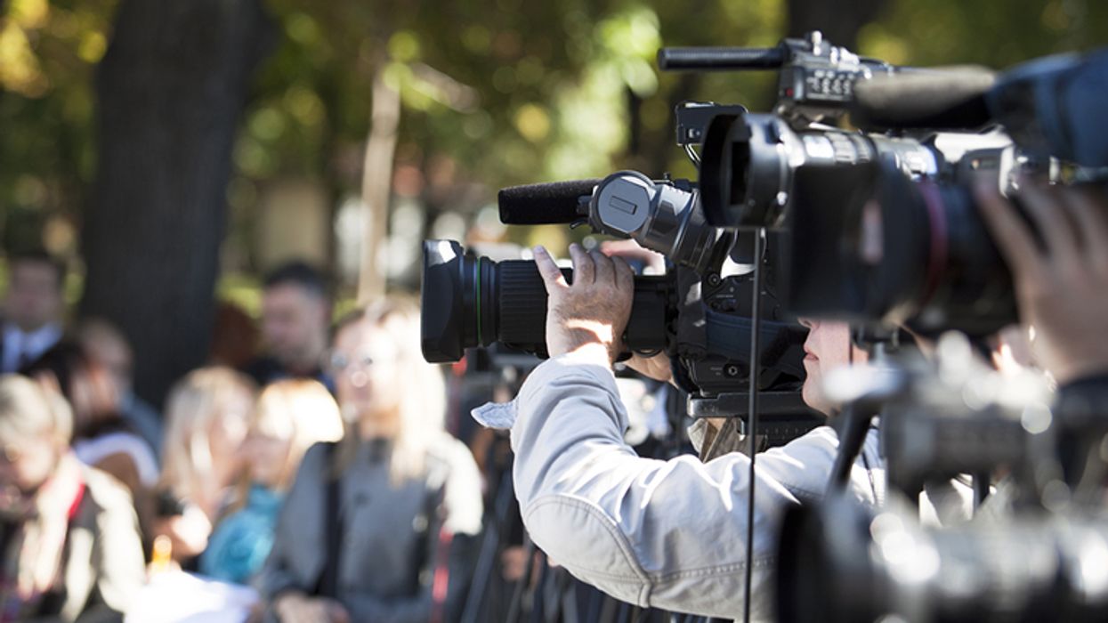 Communications expert explains why it’s a good thing you don’t trust the press