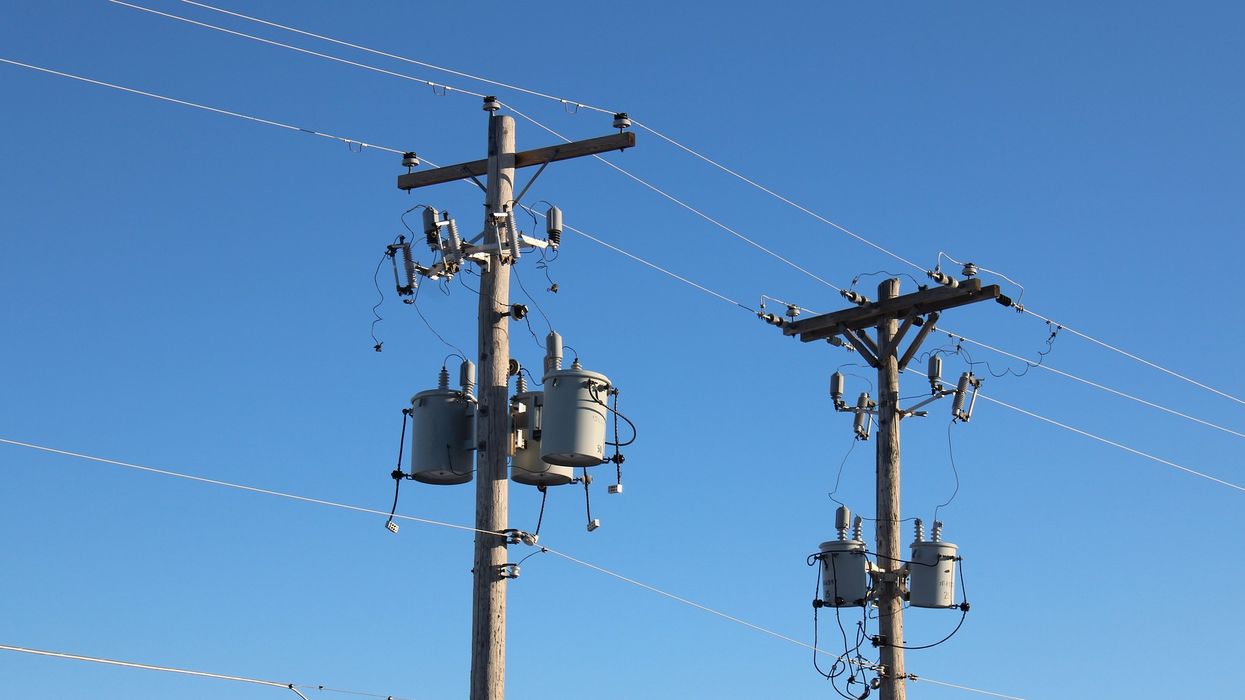 FBI investigating five power substations attacked in Pacific Northwest strikes similar to North Carolina