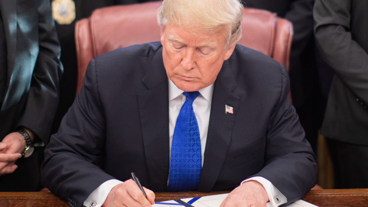 6 ways to overturn an election, according to Team Trump memos