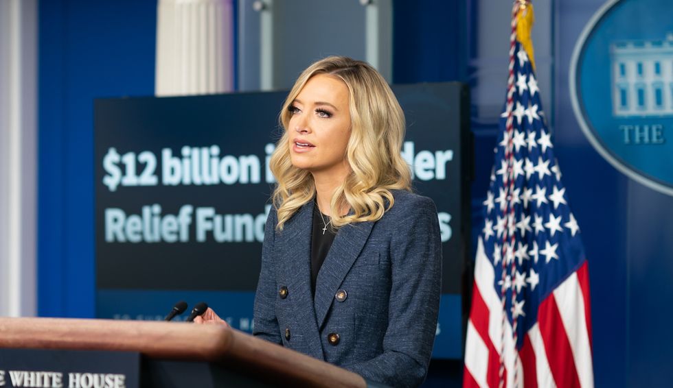 Kayleigh McEnany mocked on CNN for boasts about Trump reading: Like bragging he ‘cuts his own meat’