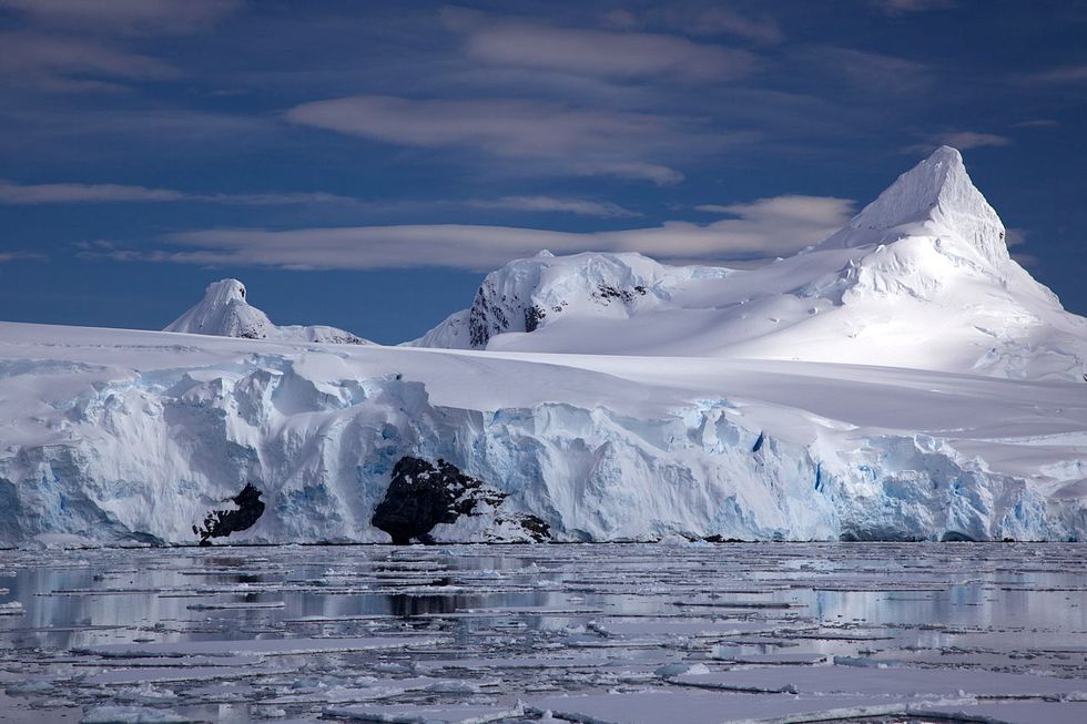 Antarctic sea ice is 'astonishingly' low this melt season