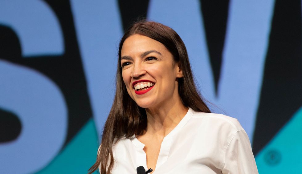 Ocasio-Cortez to introduce bill that will mandate identifying info on officer uniforms: US 'should not have secret police'
