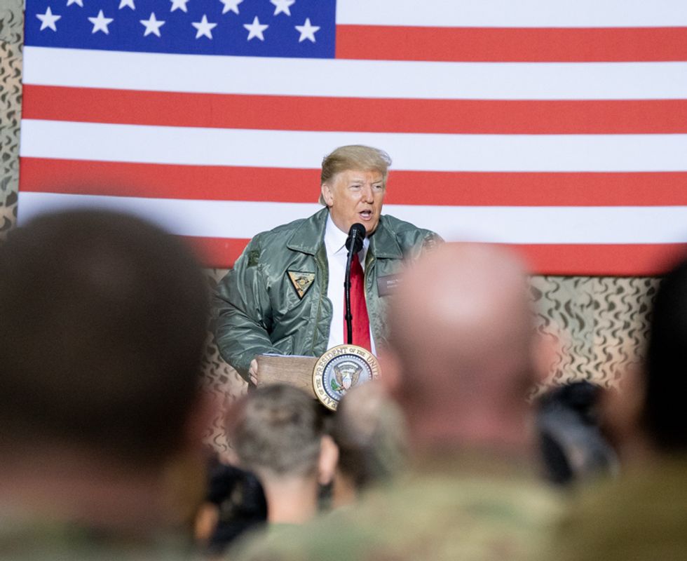 Here's how we know that Trump doesn't actually care about building a border wall