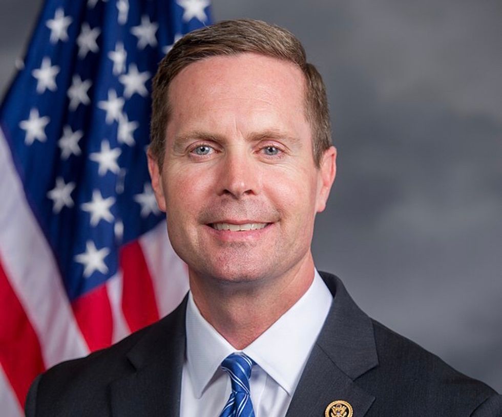 GOP congressman berated by fellow passenger for flying first class during shutdown