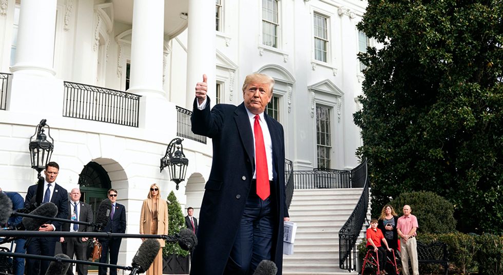 Trump gives middle finger to justice — and pardons biggest names in corruption