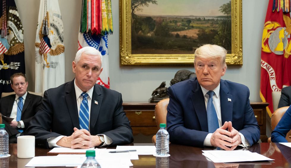 Coronavirus crisis has set off the ‘slow-motion collapse’ of the Trump presidency: Former New York Times editor
