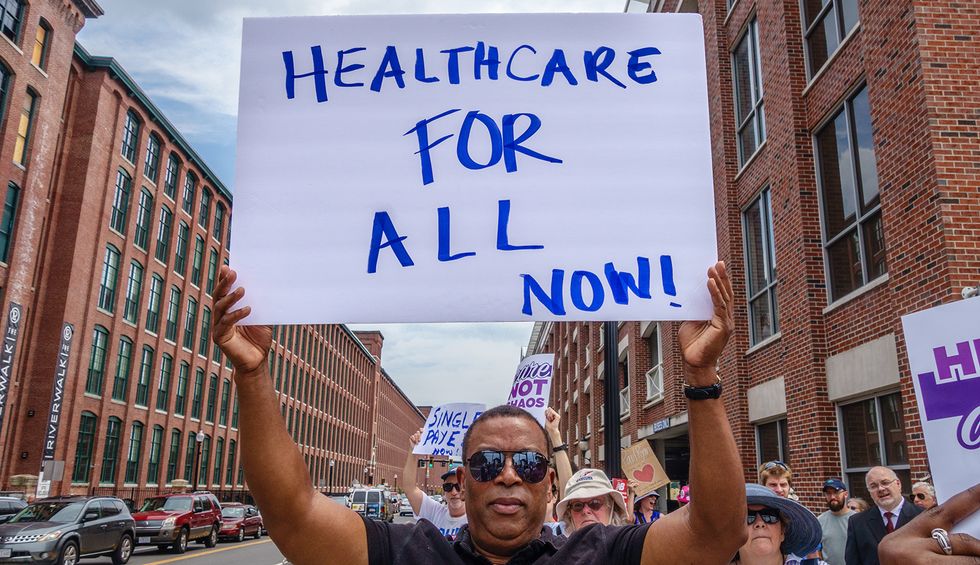 Poll shows nearly 60% in US believe political system designed solely to serve rich and powerful