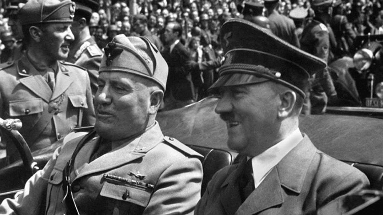 Hitler expert gives stunning warning about Trump's 'intellectual nitwit' image