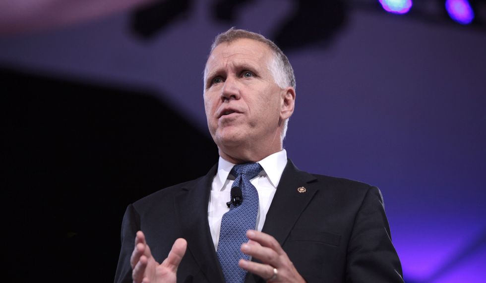 This Republican senator just cravenly flip-flopped on Trump's power grab after writing a forceful op-ed criticizing the president