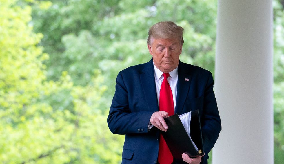 Conservative writer slams Trump as his plans to fight the coronavirus go up in smoke