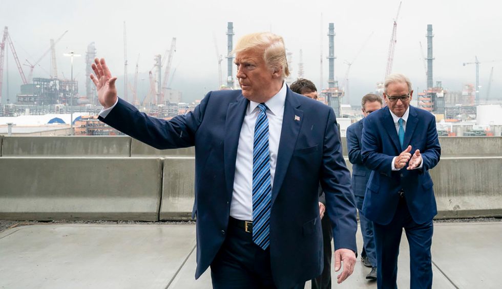 ‘Big Oil bailout for his billionaire buddies’: Outraged grows over Trump’s latest  'corporate welfare' promise
