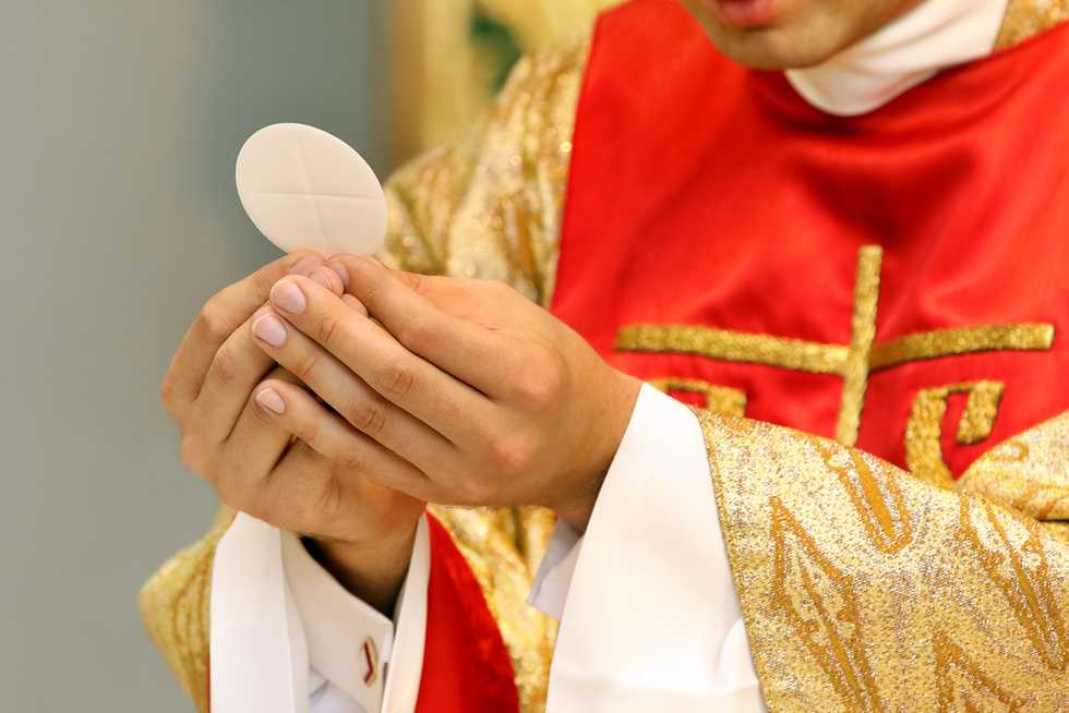 Easter: What the Catholic Church teaches about bread and wine and Christ’s flesh and blood