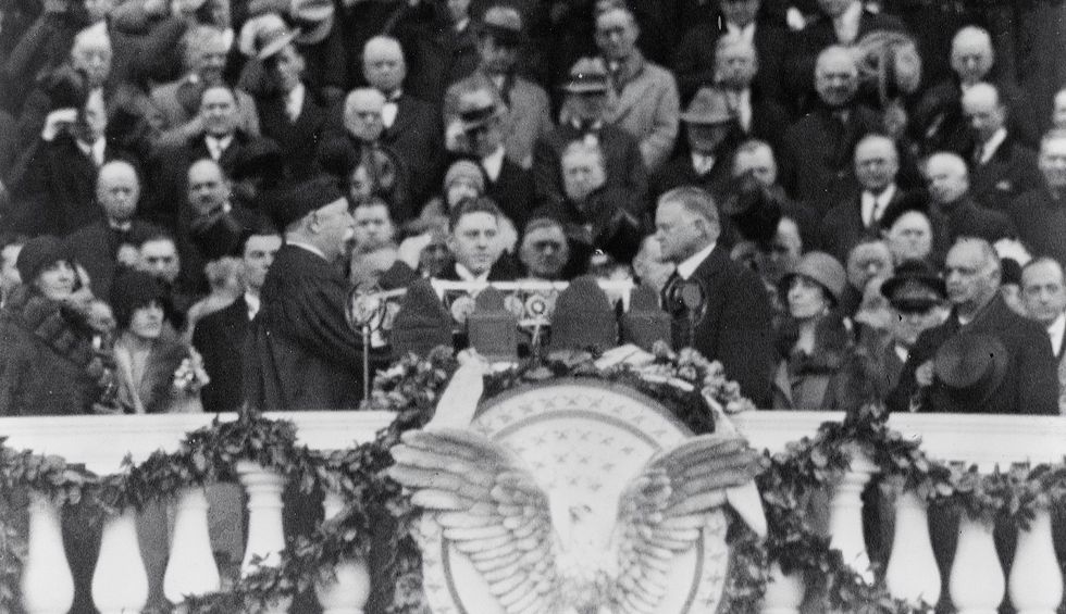 How does Trump's approval rating compare to the big losers in presidential history?