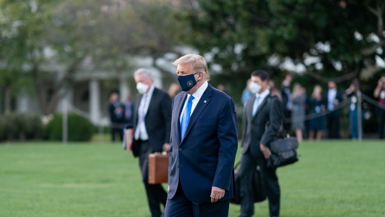 Organizer of anti-COVID lockdown rallies in PA tests positive during White House meeting