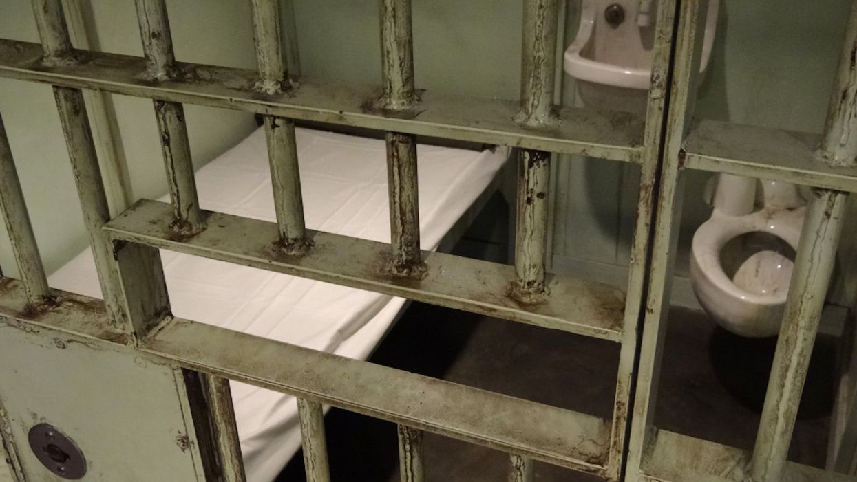 New report finds that reducing overpopulation in jails doesn't hurt public safety 