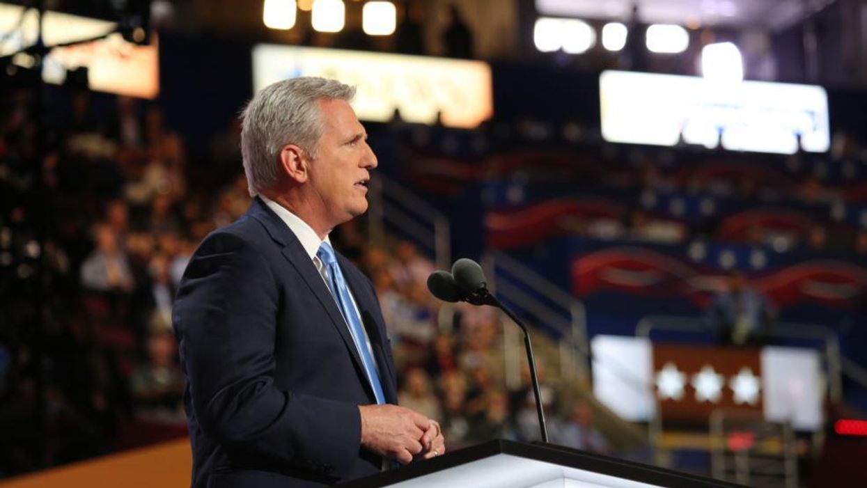 Reporter reveals how top House Republican Kevin McCarthy 'left McConnell twisting in the wind'