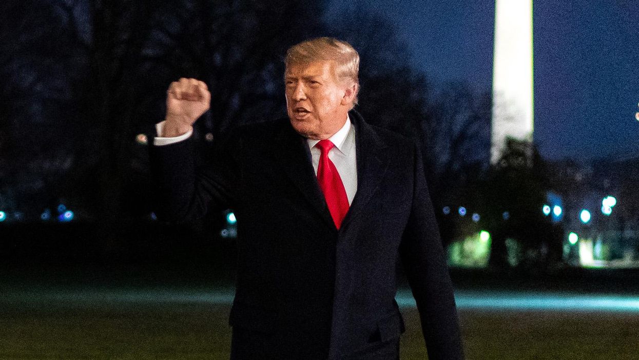 Trump sends out one last desperate message to avoid impeachment