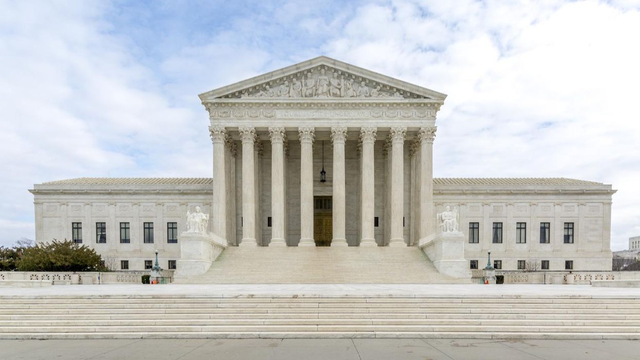 'I can't believe I pay taxes for this': New op-ed offers critical assessment of the US legal system