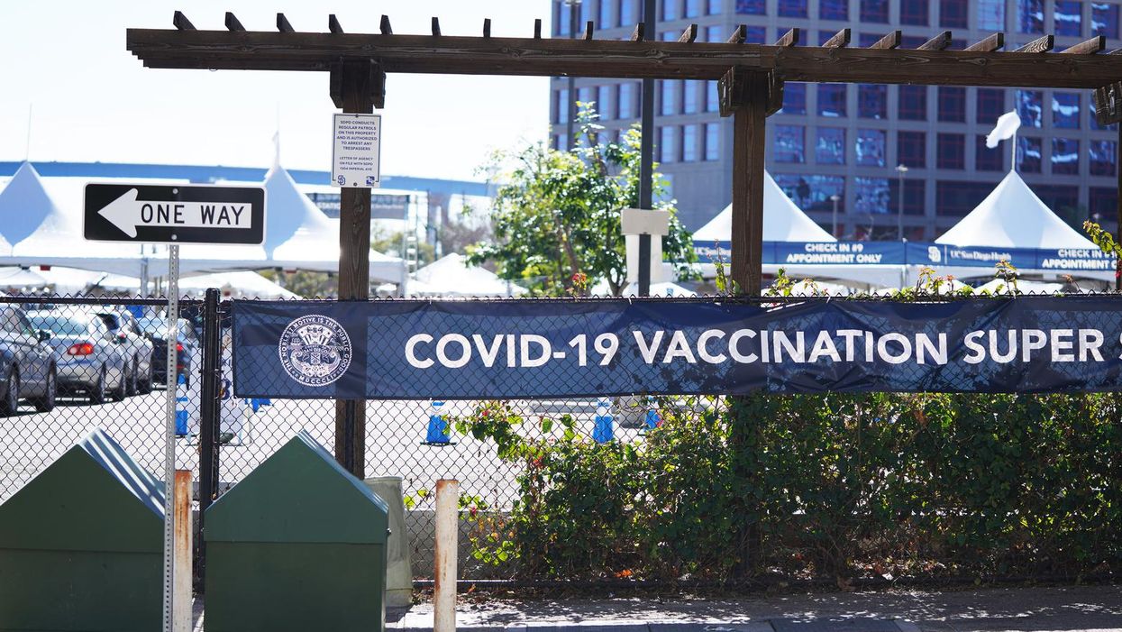 Los Angeles mass vaccination site closed for an hour due to anti-vaccine protests