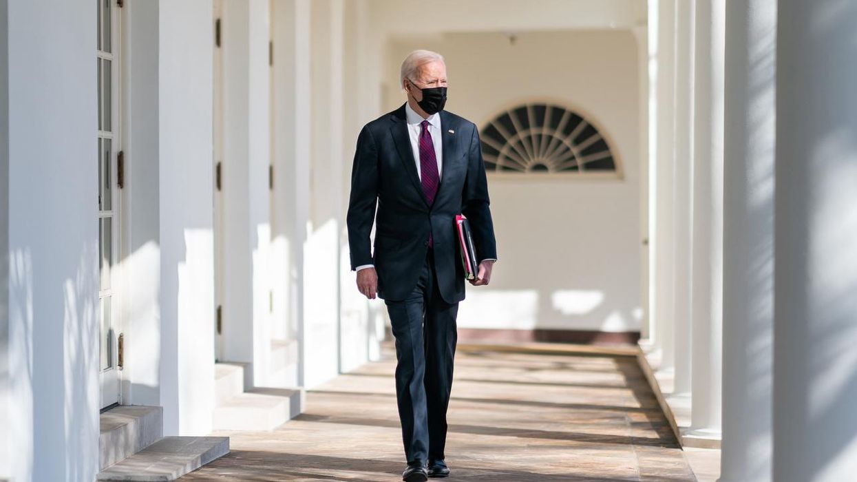 'Smoking hot': Economists stunned by another 'gangbusters' Biden jobs report