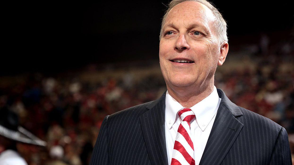 'I'm not an idiot!' House Republican blows up at administration official