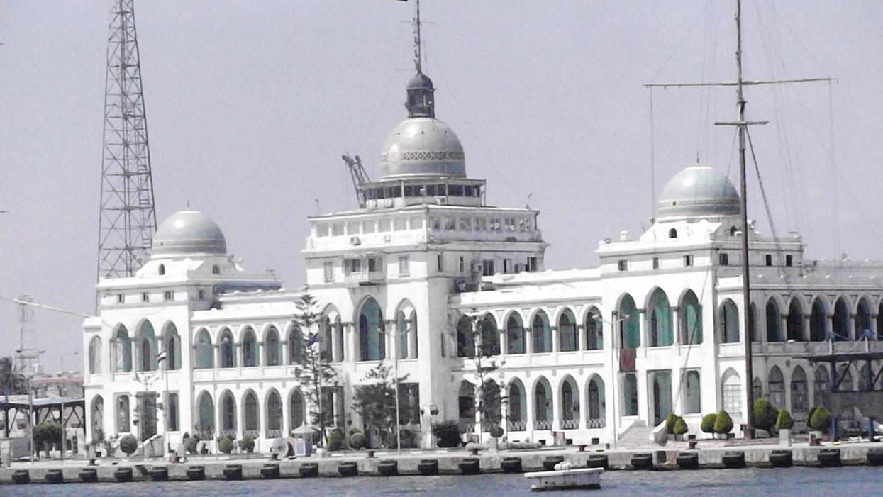 Massive ship gets stuck in the Suez Canal — blocking countless others from getting by