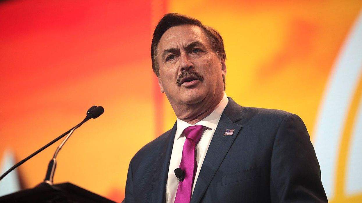 My Pillow CEO Mike Lindell tricked into thinking a prank call was from Trump