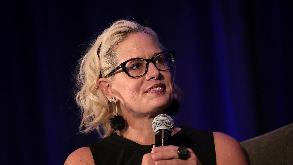Journalist details how Sen. Kyrsten Sinema has become a ‘super villain’ to the left