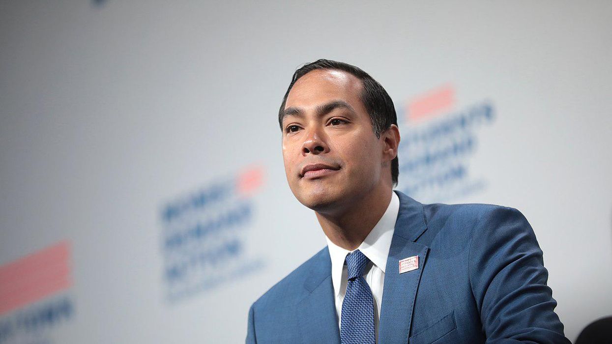 Texas Democrats file lawsuit against Republican governor for defunding state legislature