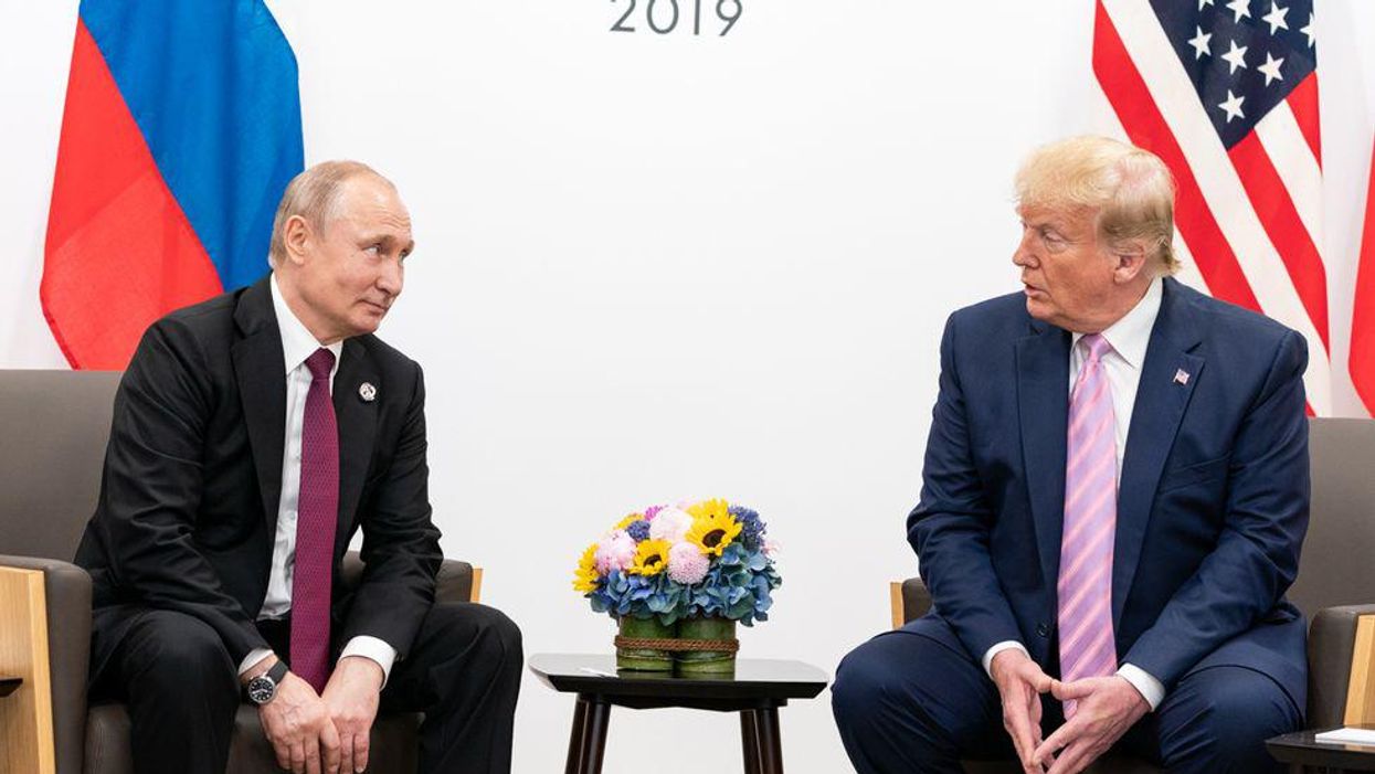 Intelligence security experts react to bombshell new Trump-Putin allegations with skepticism