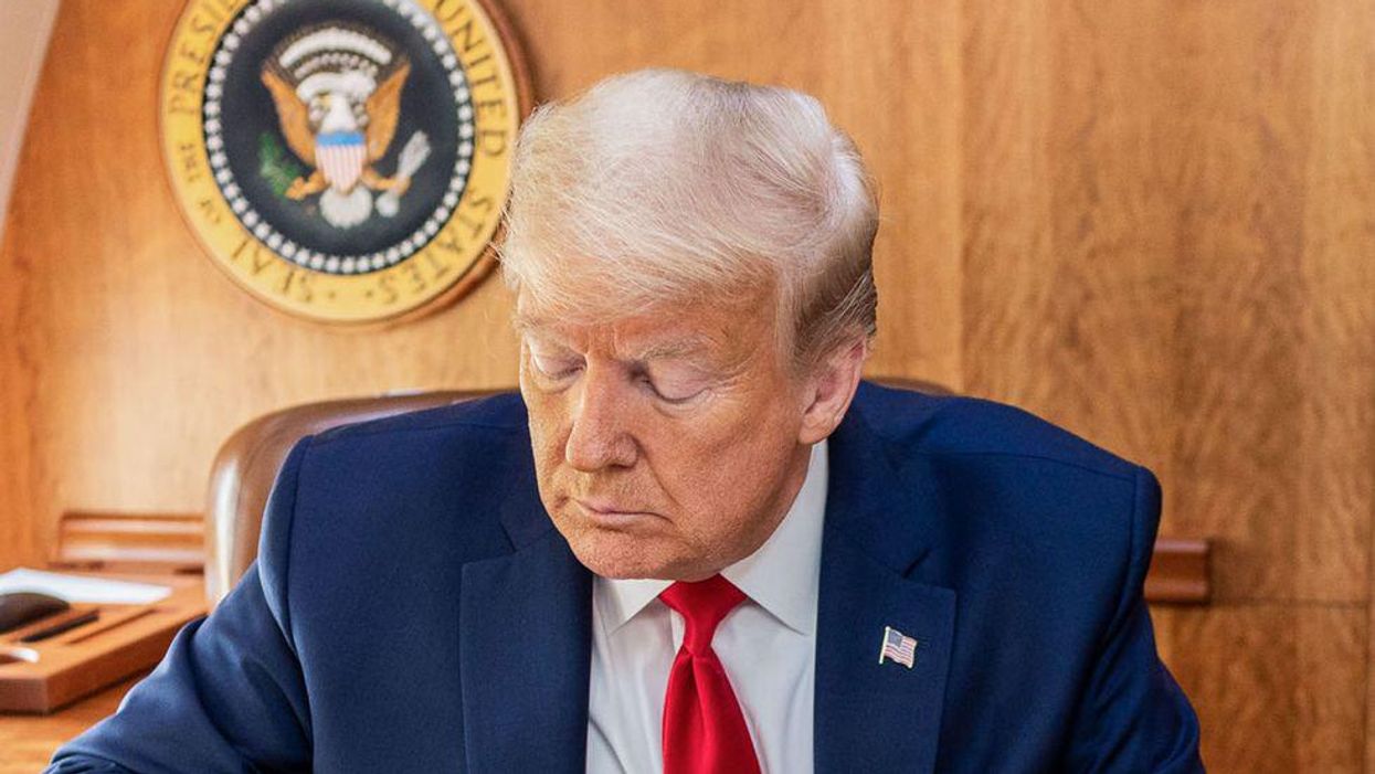 'This reeks of criminal intent': Bombshell notes expose Trump's pressure campaign on the DOJ