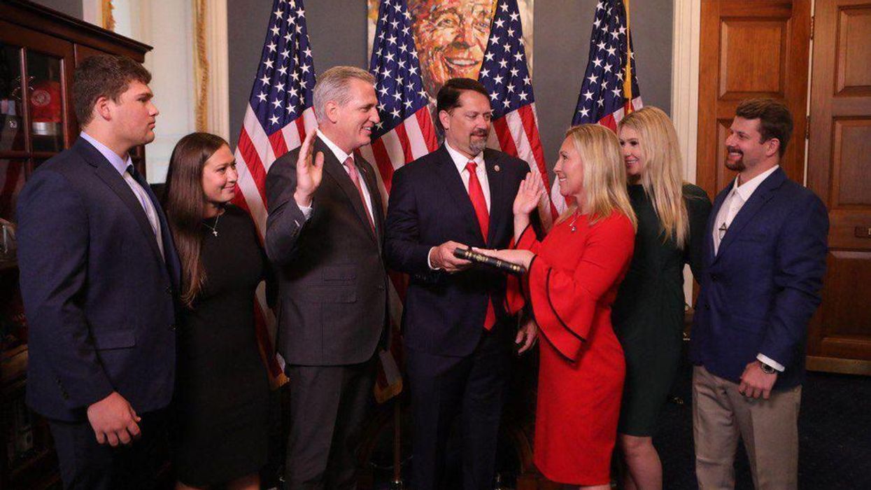 Kevin McCarthy faces a choice that’s as simple as it is impossible