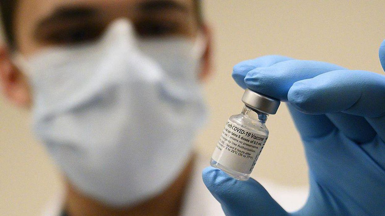 New report says FDA is rapidly moving to approve Pfizer's Covid vaccine