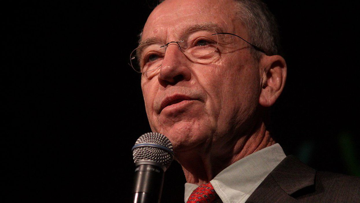 Grassley slammed for turning photo with Iowa Family who drove 856 miles to DC into 'cheap political talking point'