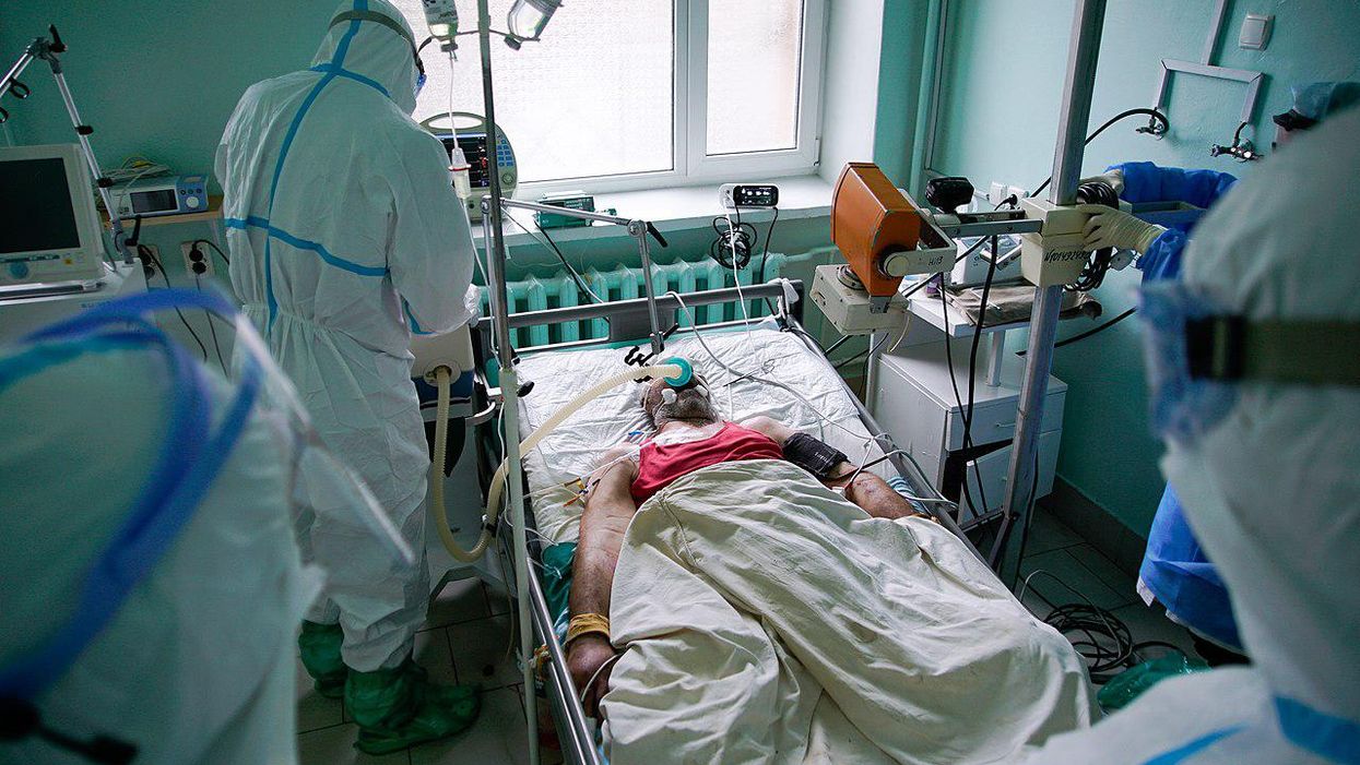 'Misinformation and disinformation' have caused COVID-19 infections to 'soar' in Alaska: Emergency room doctor