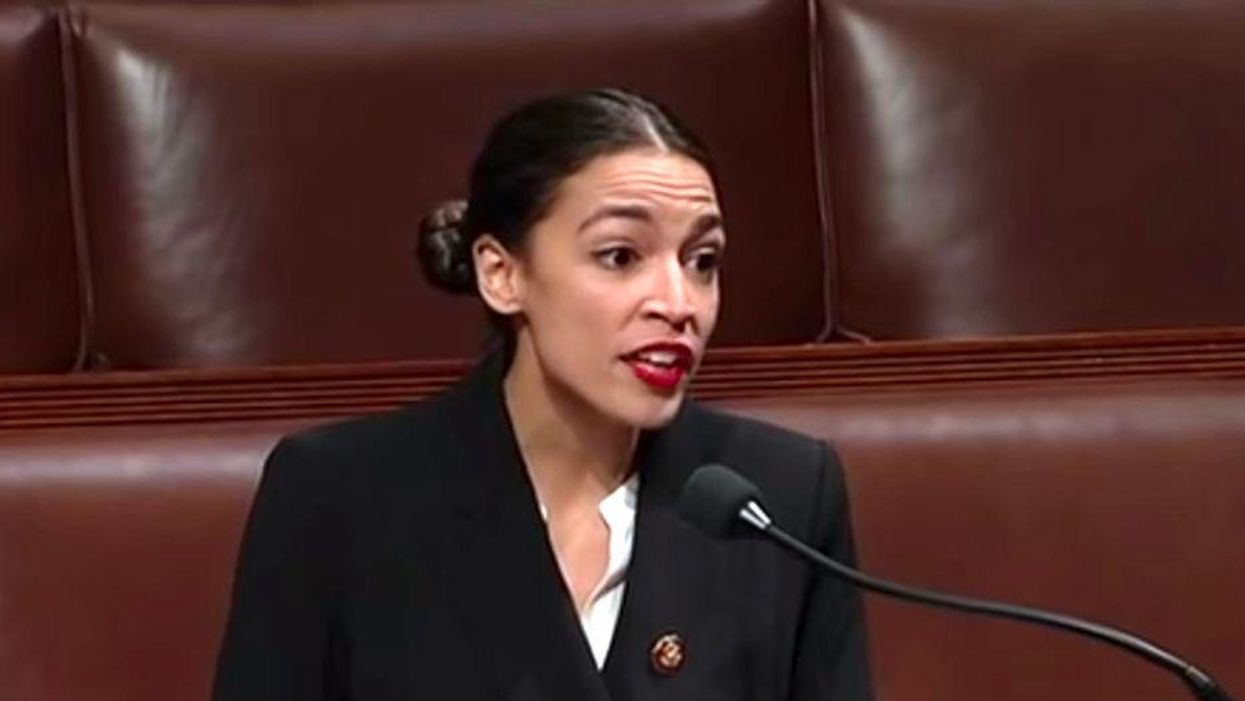 Paul Gosar retweets AOC cartoon murder video — minutes after being censured for it