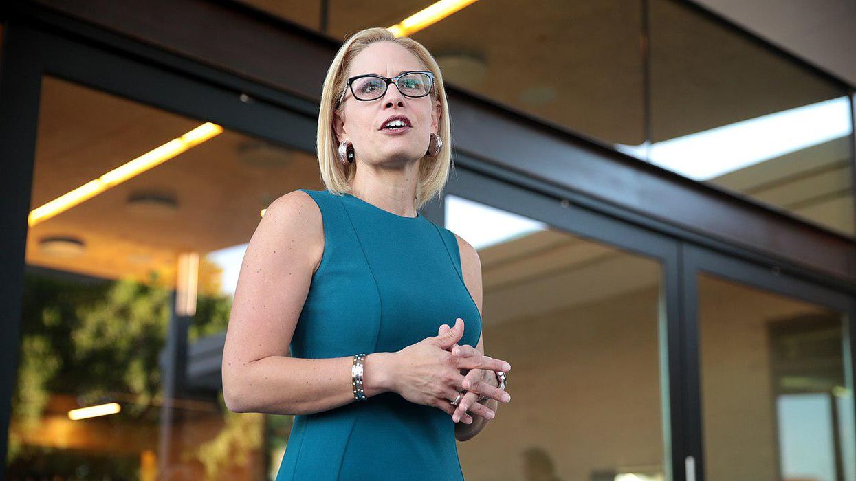 Joe Manchin and Kyrsten Sinema are attracting billionaire GOP donors as they scale back Biden’s Build Back Better