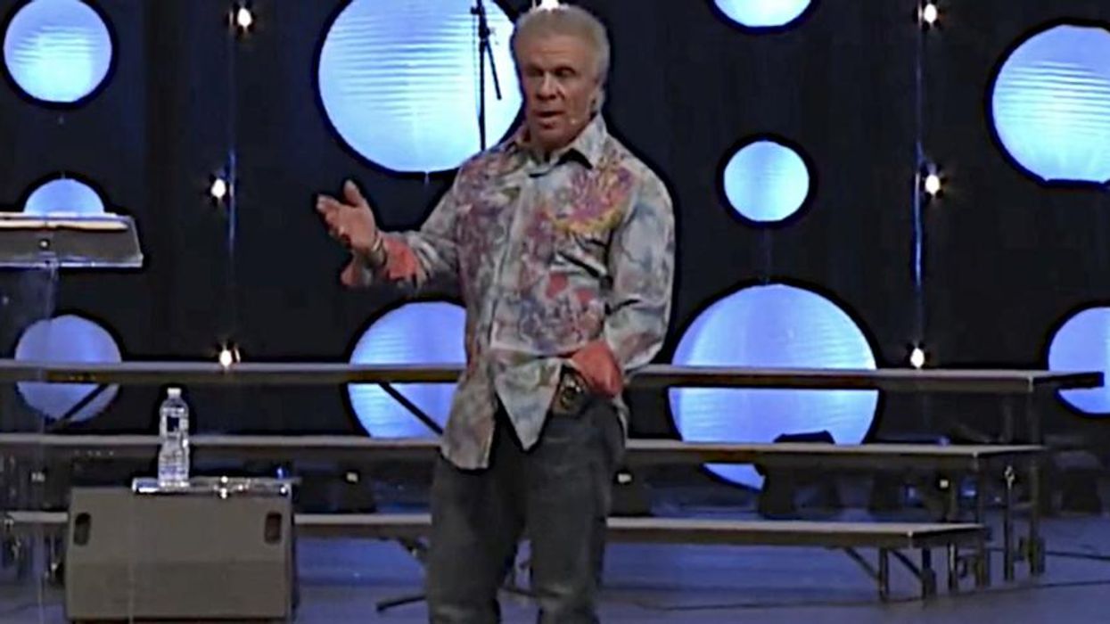 Watch: Far-right anti-vaxx pastor just can’t understand why there are no ‘big democrats’ who have died from COVID