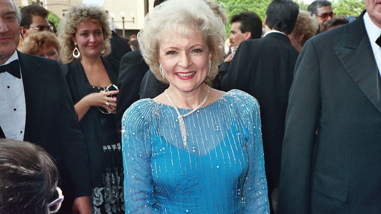 Betty White’s agent debunks bogus anti-vaxxer claims that she had a COVID booster shot 3 days before her death
